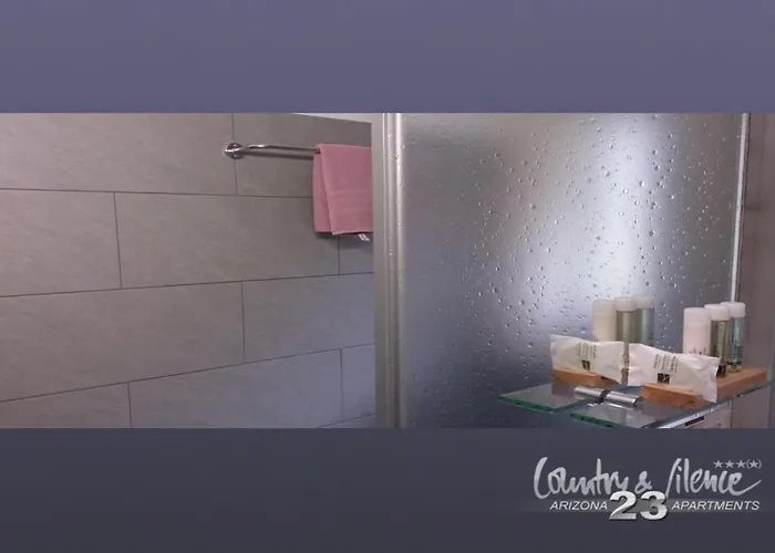 Arizona 23 25+ Adults Only 公寓 萨斯费