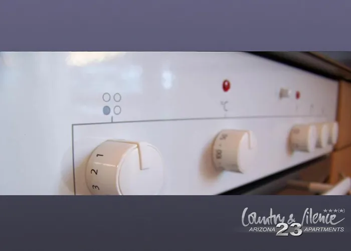 Arizona 23 25+ Adults Only 公寓