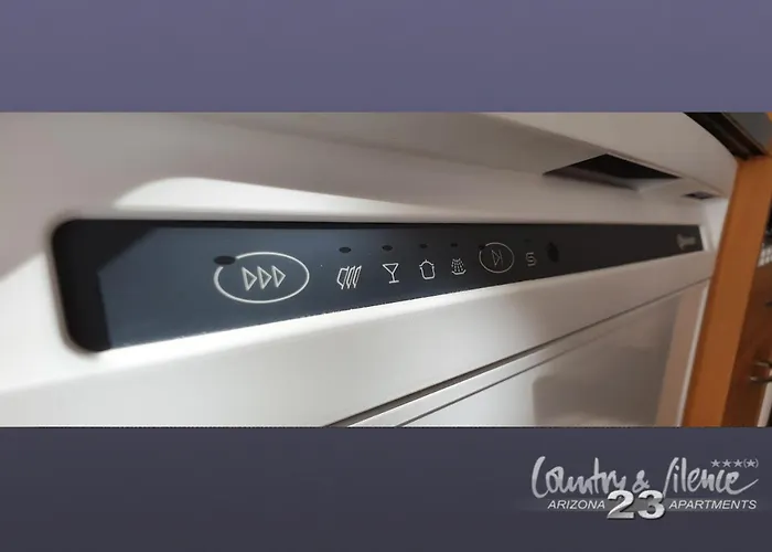 Arizona 23 25+ Adults Only * 萨斯费